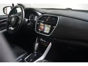 Suzuki S-Cross thumbnail 8
