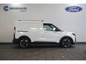 Ford Transit Courier thumbnail 7