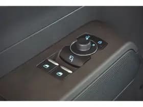 Ford E-Transit Courier thumbnail 37