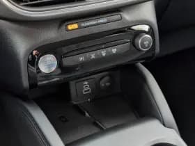 Ford Kuga thumbnail 24