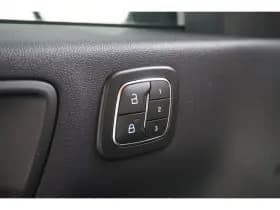 Ford Kuga thumbnail 11