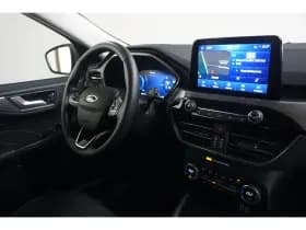 Ford Kuga thumbnail 11