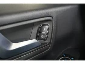 Ford Kuga thumbnail 22