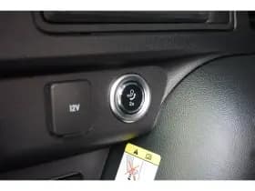 Ford Kuga thumbnail 51