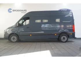 Mercedes-Benz Sprinter thumbnail 2