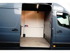 Mercedes-Benz Sprinter thumbnail 18