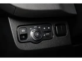 Mercedes-Benz Sprinter thumbnail 19