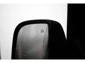Mercedes-Benz Sprinter thumbnail 23