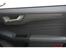 Ford Kuga thumbnail 32
