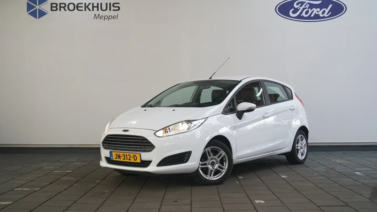Ford Fiesta — foto 1
