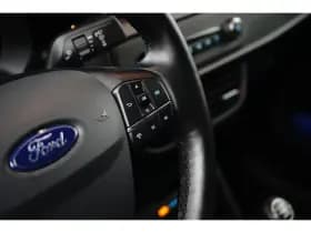 Ford Transit Courier thumbnail 17