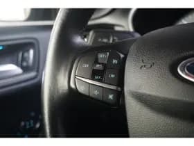 Ford Focus thumbnail 13
