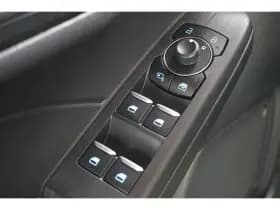 Ford Kuga thumbnail 16