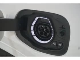 Ford Kuga thumbnail 38