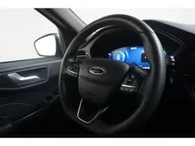 Ford Kuga thumbnail 12
