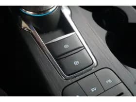 Ford Kuga thumbnail 23