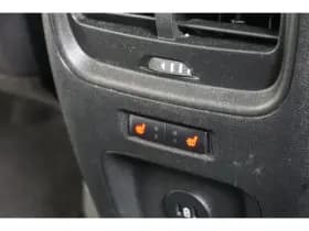 Ford Kuga thumbnail 36