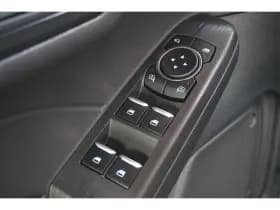 Ford Kuga thumbnail 14