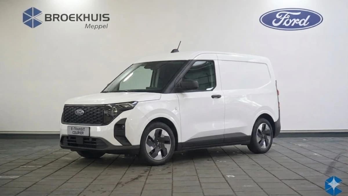 Ford E-Transit Courier — foto 1