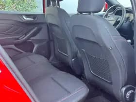 Ford Focus thumbnail 12