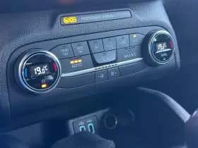 Ford Focus thumbnail 15