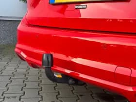 Ford Focus thumbnail 8