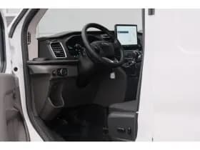 Ford Transit thumbnail 4