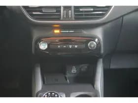 Ford Kuga thumbnail 19