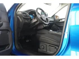 Ford Kuga thumbnail 3