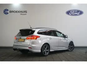 Ford Focus thumbnail 2
