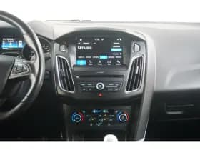 Ford Focus thumbnail 15