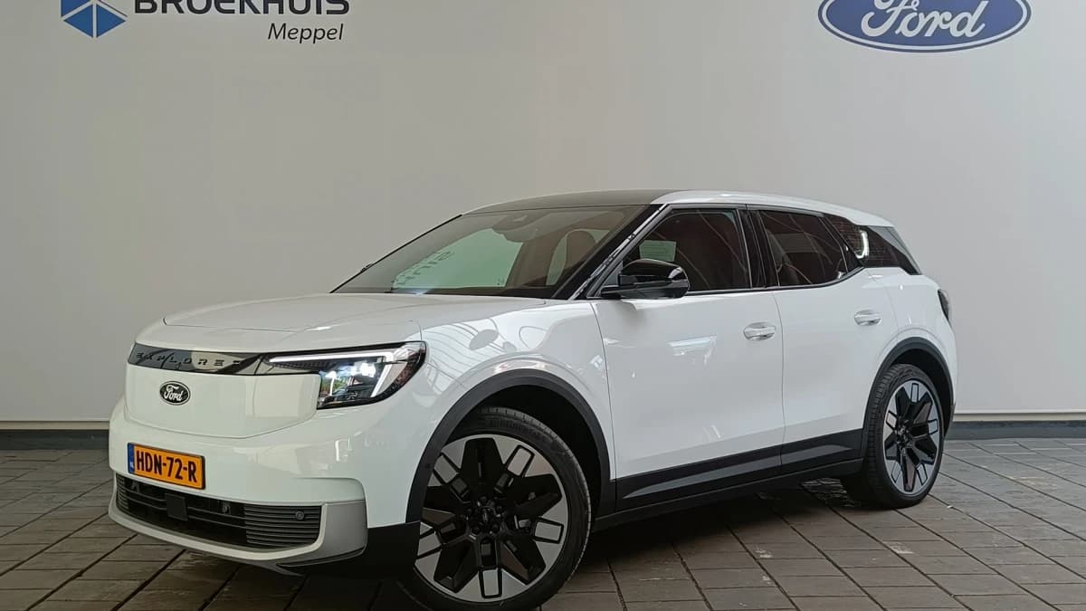 Ford Explorer — foto 1