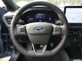 Ford Focus thumbnail 8