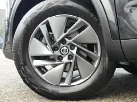 Nissan Qashqai thumbnail 3