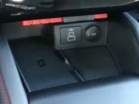 Ford Kuga thumbnail 25