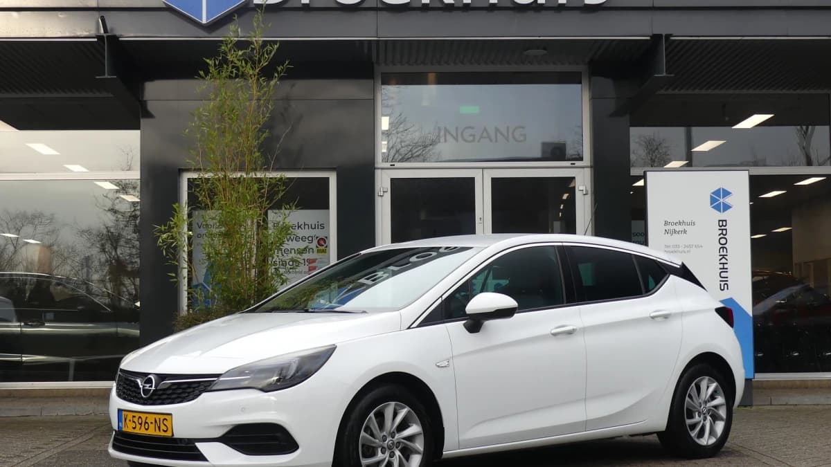 Opel Astra — foto 1