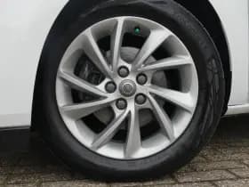 Opel Astra thumbnail 3