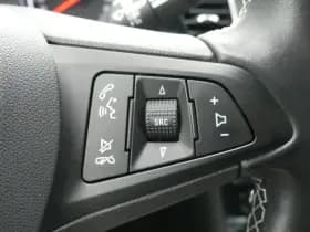 Opel Astra thumbnail 10