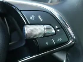 Škoda Octavia thumbnail 10