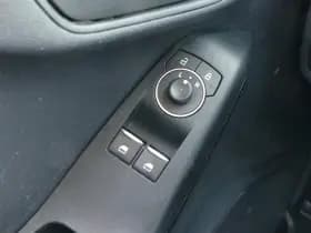 Ford Fiesta thumbnail 27