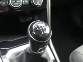 Volkswagen T-Roc thumbnail 21