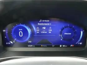 Ford Focus thumbnail 13