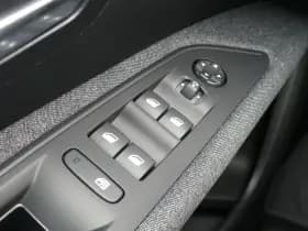 Peugeot 3008 thumbnail 25