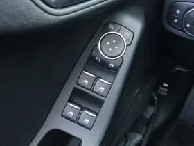 Ford Fiesta thumbnail 30