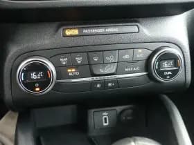 Ford Focus thumbnail 13