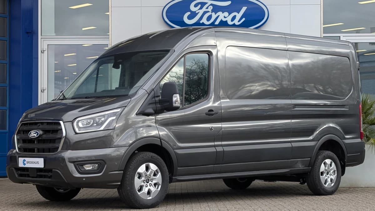 Ford Transit — foto 1