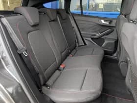Ford Focus thumbnail 24