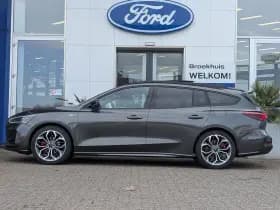 Ford Focus thumbnail 40
