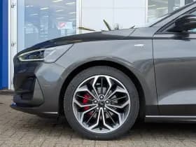 Ford Focus thumbnail 42