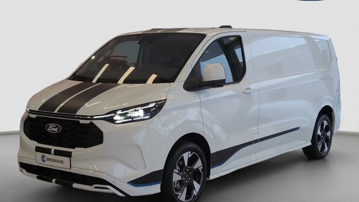 Ford Transit Custom — foto 1